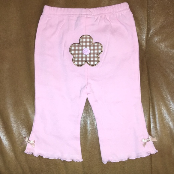 Baby by bon bébé 3-piece set: bodysuit/onesie, bib & pants for baby girl 3-6 mo - Picture 3 of 6